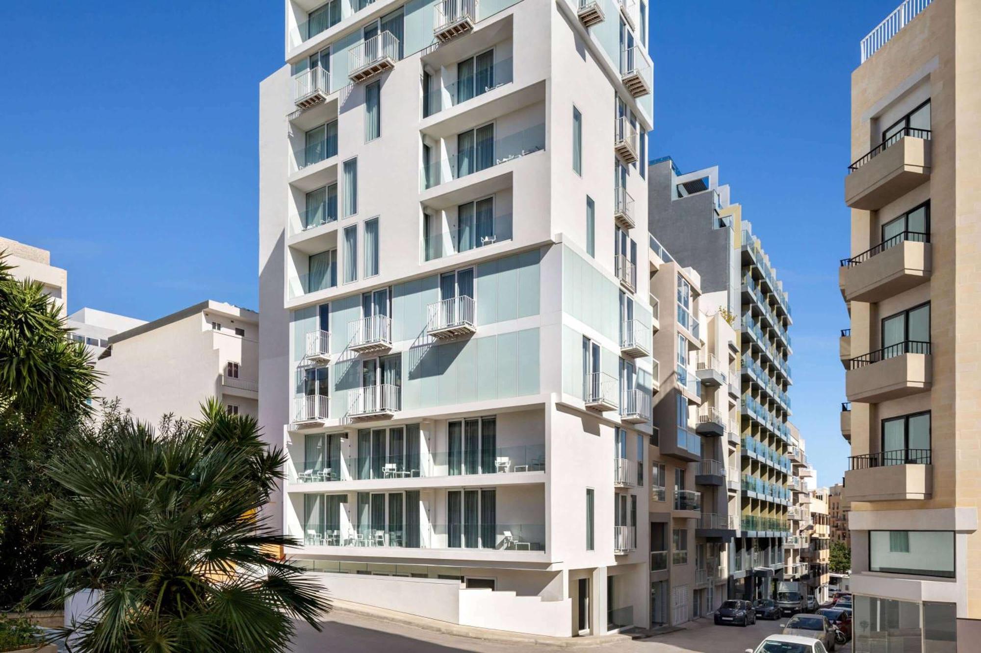 Quadro Hotel, Trademark Collection By Wyndham Saint Julian's Exterior photo